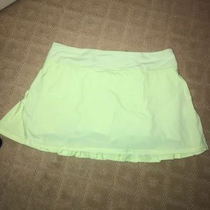 NEON YELLOW LULULEMON SKIRT